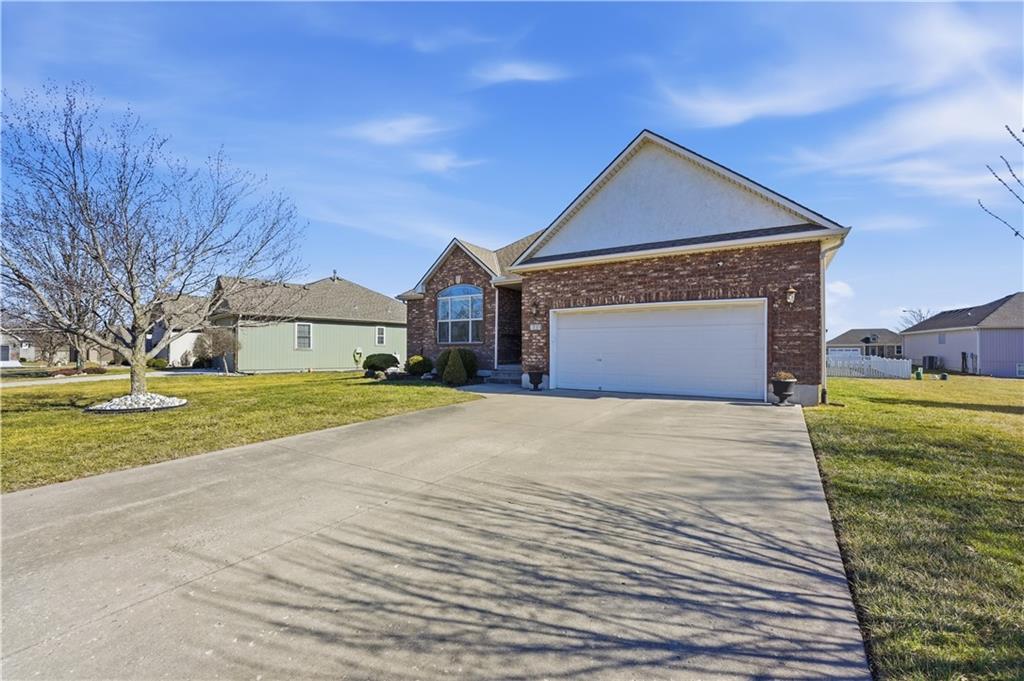 709 Bluestem Court Raymore, MO 64083 - Photo 34 of 40