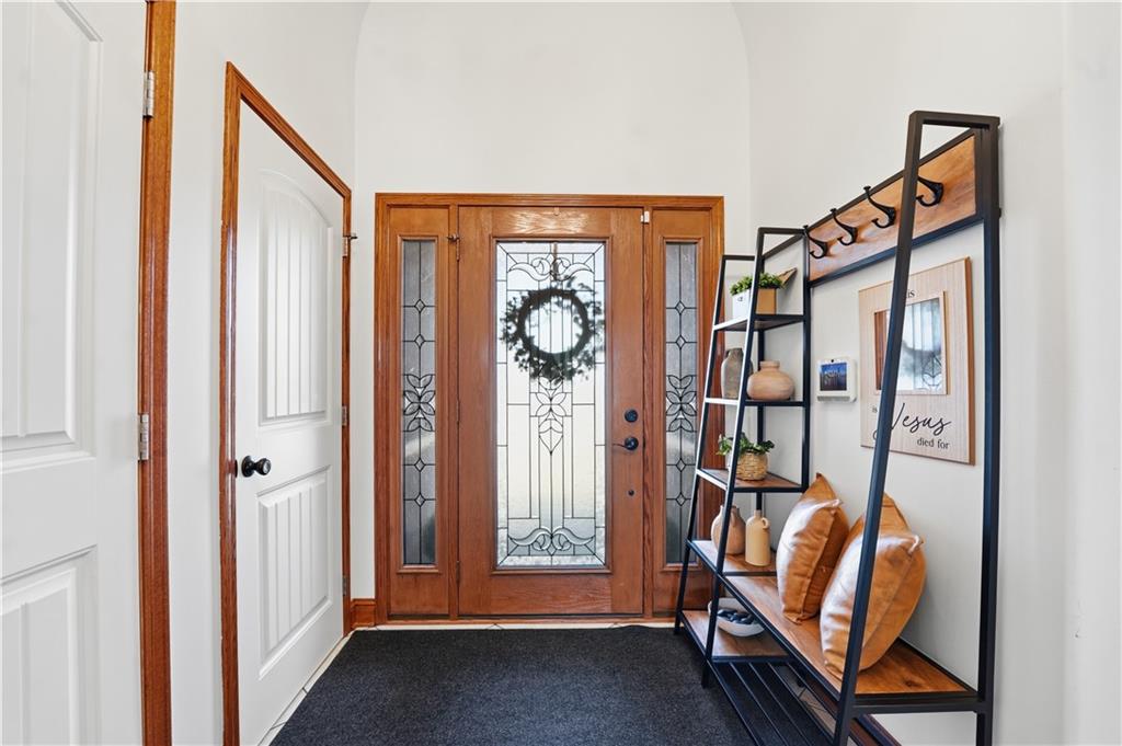 709 Bluestem Court Raymore, MO 64083 - Photo 4 of 40