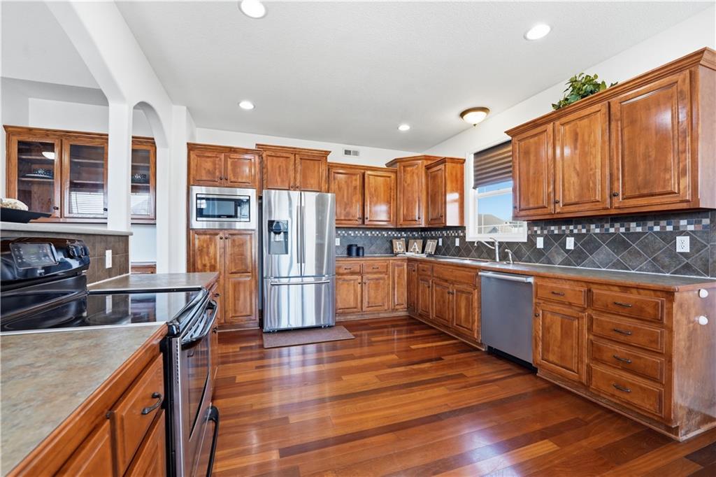 709 Bluestem Court Raymore, MO 64083 - Photo 10 of 40