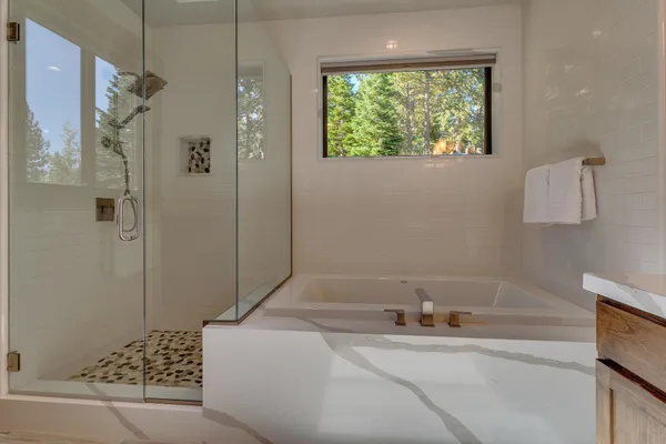 $2,450,000 | 240 Eastview Drive, Tahoe City, CA 96145