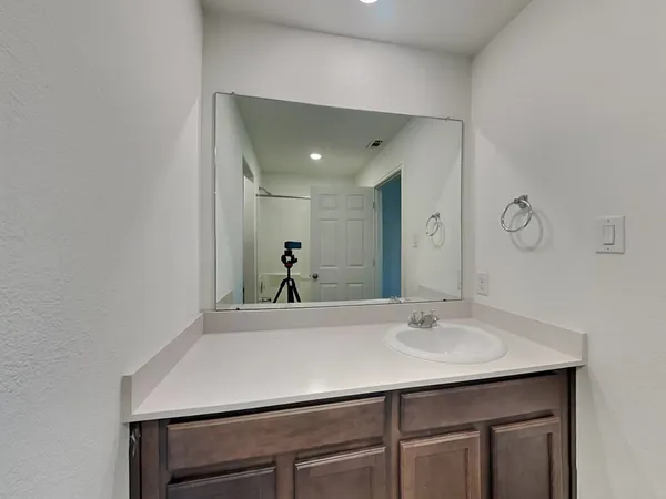 $1,875 | 18726 Faustina Way, New Caney, TX 77357