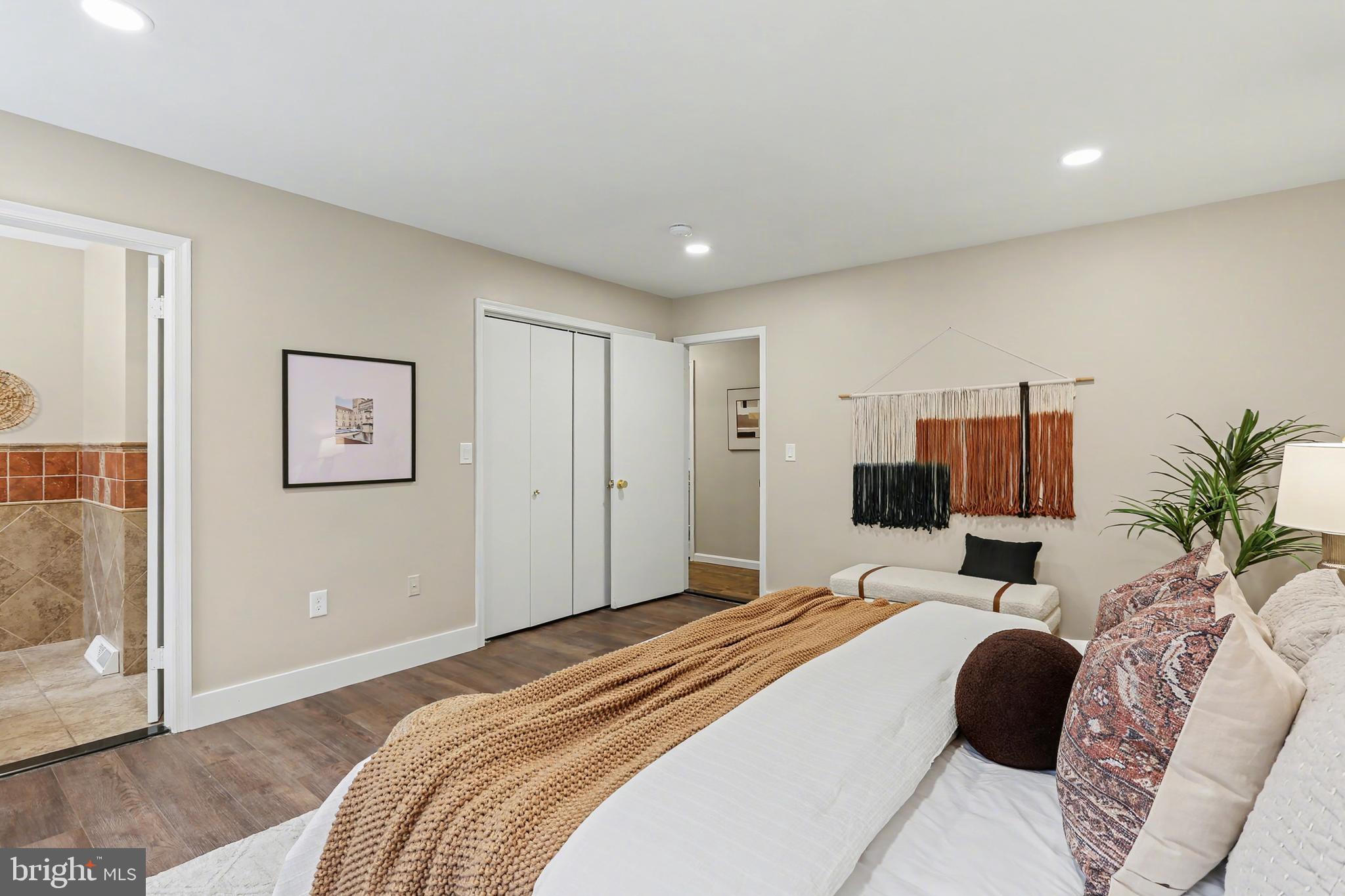 175 Timber Lane Lebanon, PA 17042 - Photo 24 of 39 a bedroom with a bed and a couch