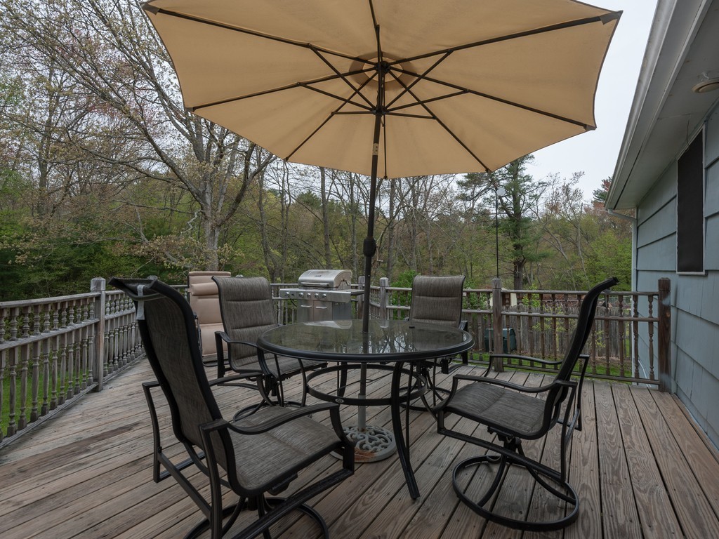 215 Temi Road Raynham, MA 02767 - Photo 8 of 30 Gallery Image 8