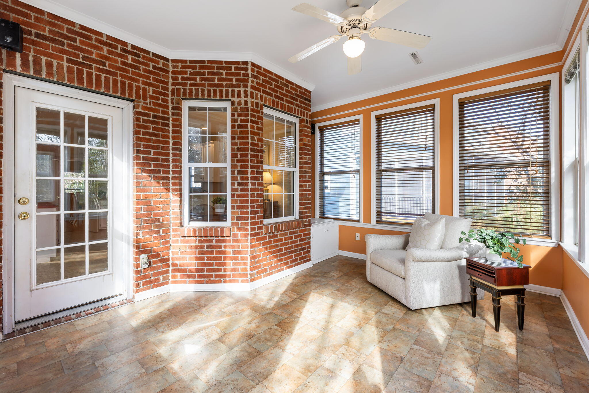 718 High Battery Circle Mount Pleasant, SC 29464 - Photo 27 of 45 Sunroom