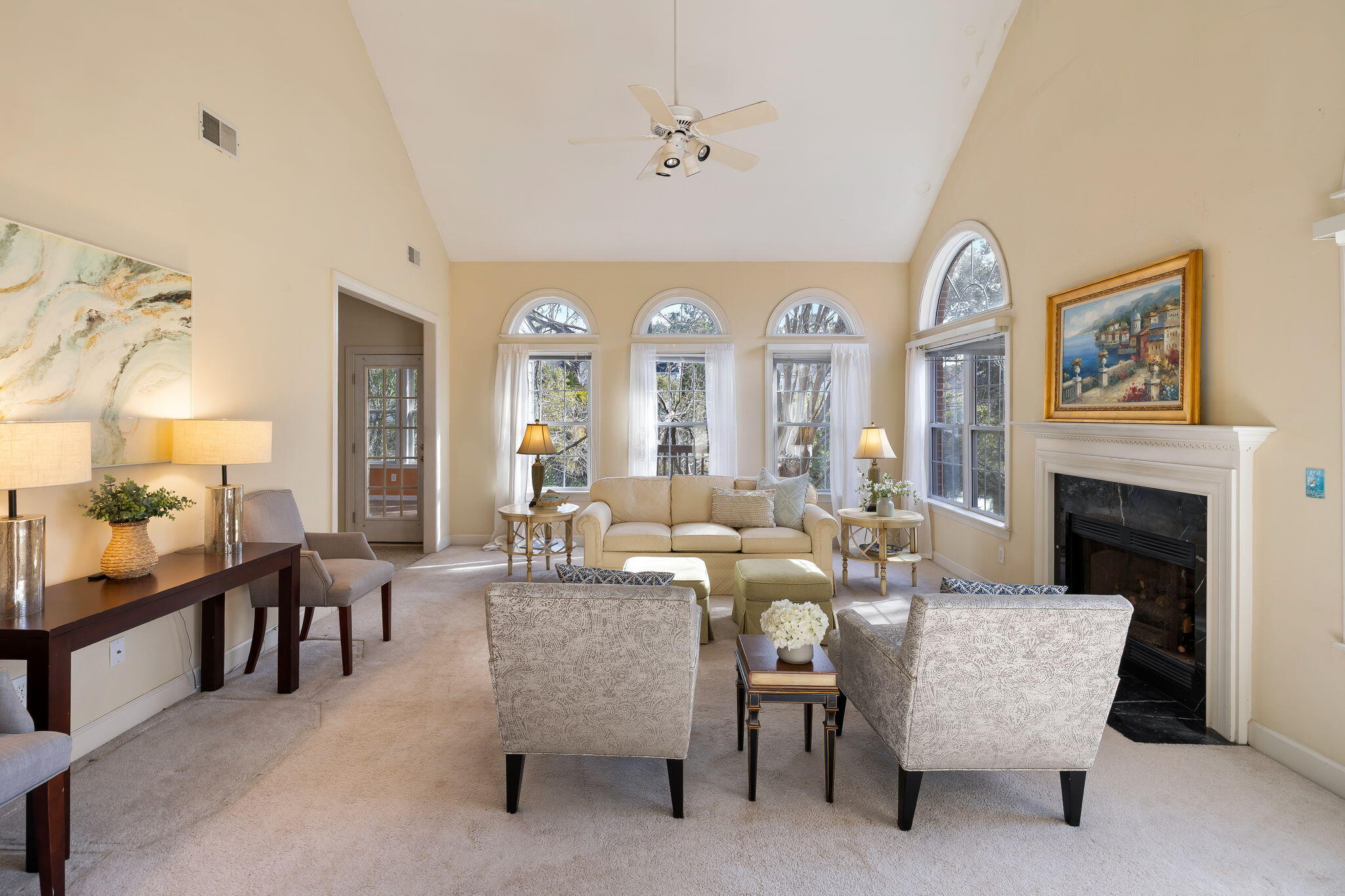 718 High Battery Circle Mount Pleasant, SC 29464 - Photo 7 of 45 Family Room