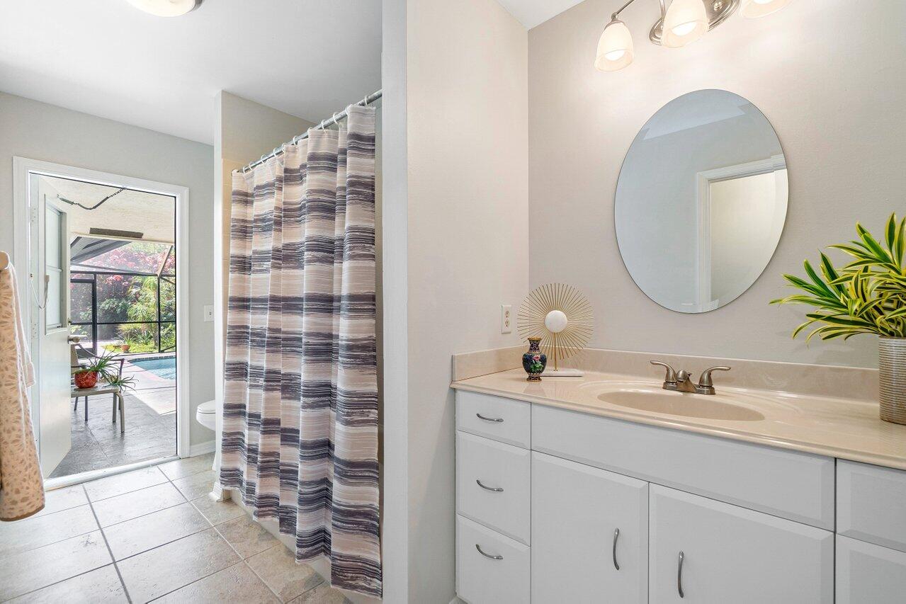 952 Northwest 8th Street Boca Raton, FL 33486 - Photo 26 of 43 Bath #2