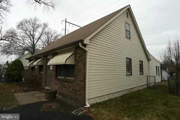 $285,000 | 2113 Pennsylvania Avenue, Croydon, PA 19021