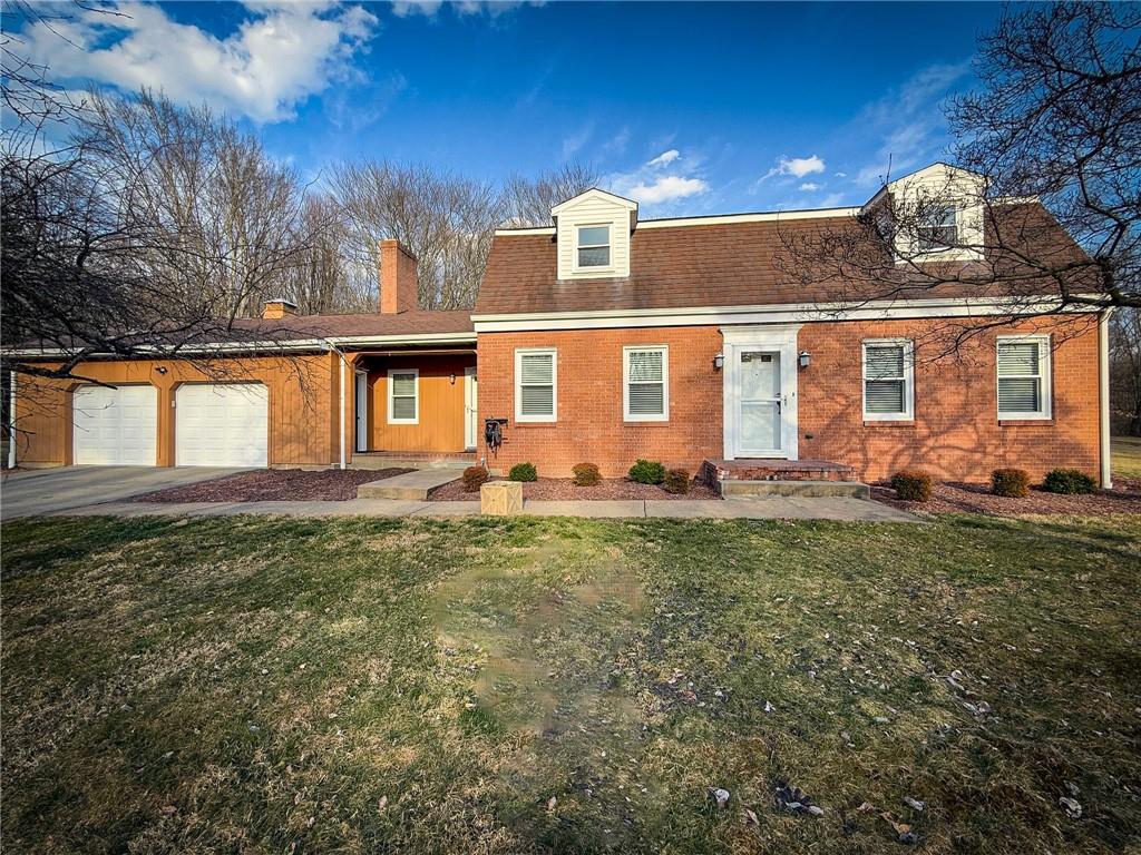 163 Crisswell Road Butler, PA 16002 - Photo 43 of 46 a front view of house with yard