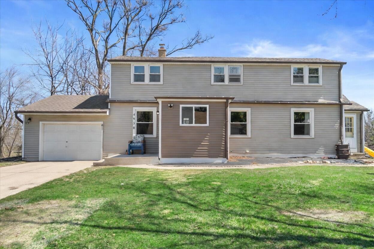 4930 South 28th Street Greenfield, WI 53221 - Photo 1 of 36 Front