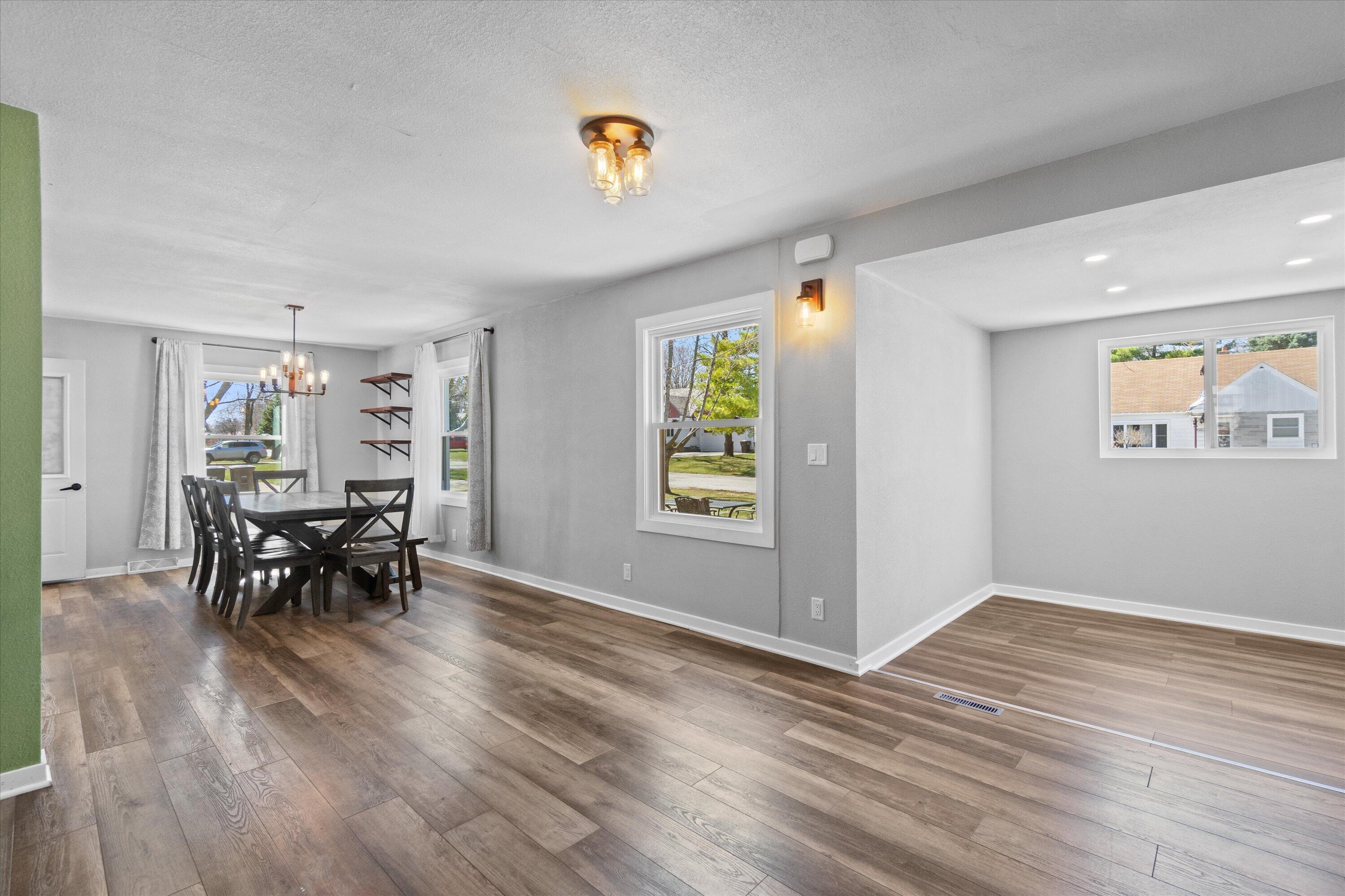 4930 South 28th Street Greenfield, WI 53221 - Photo 6 of 36 Open Concept
