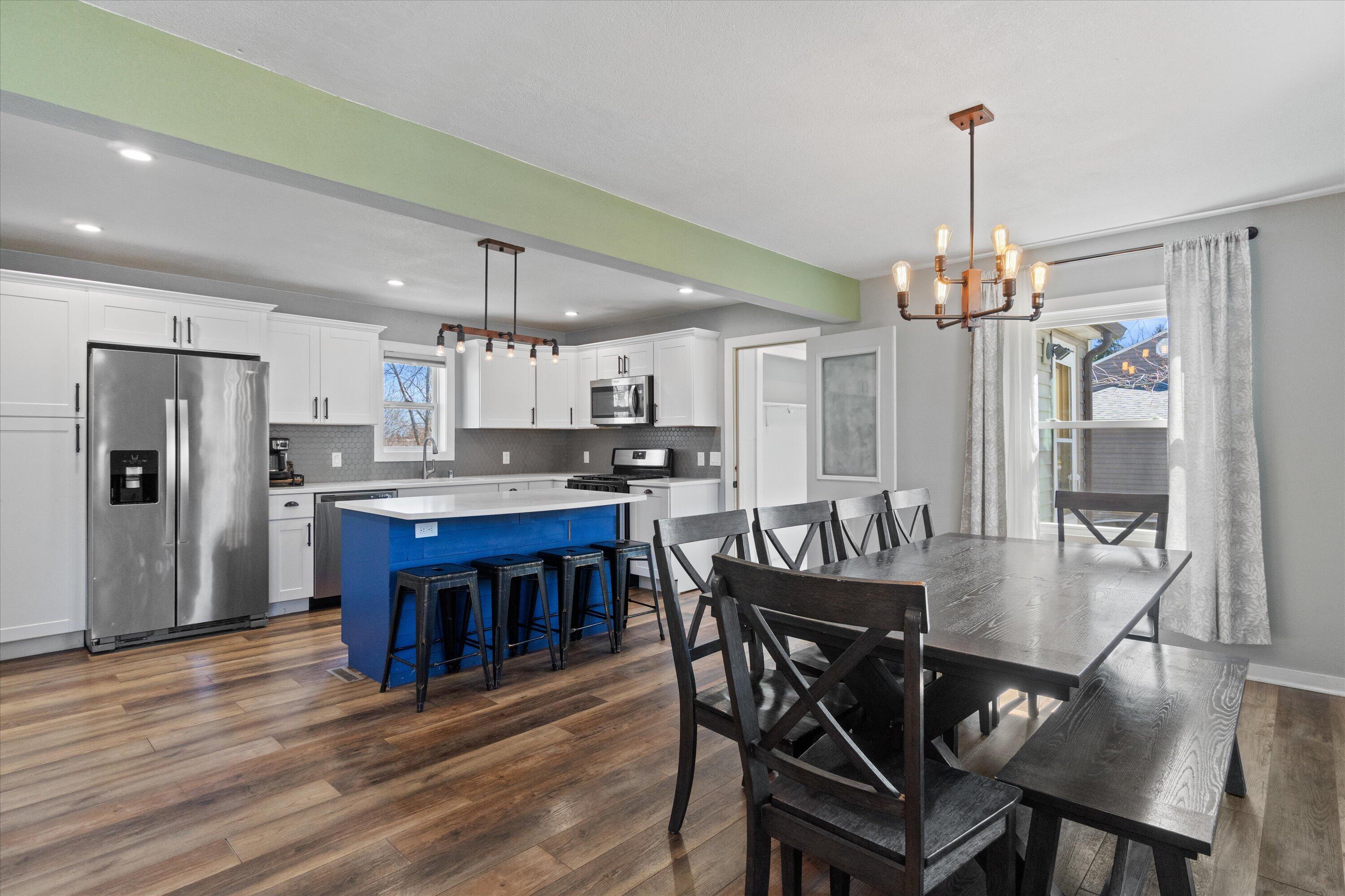 4930 South 28th Street Greenfield, WI 53221 - Photo 7 of 36 Open Concept