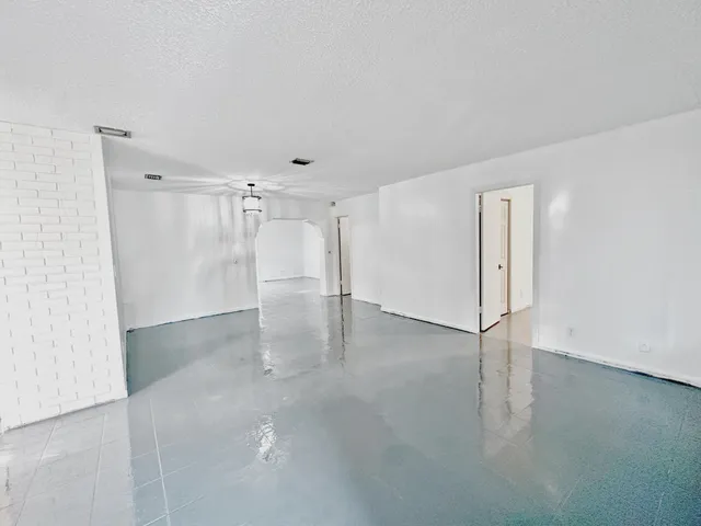 $3,150 | 207 Huron Place, West Palm Beach, FL 33409