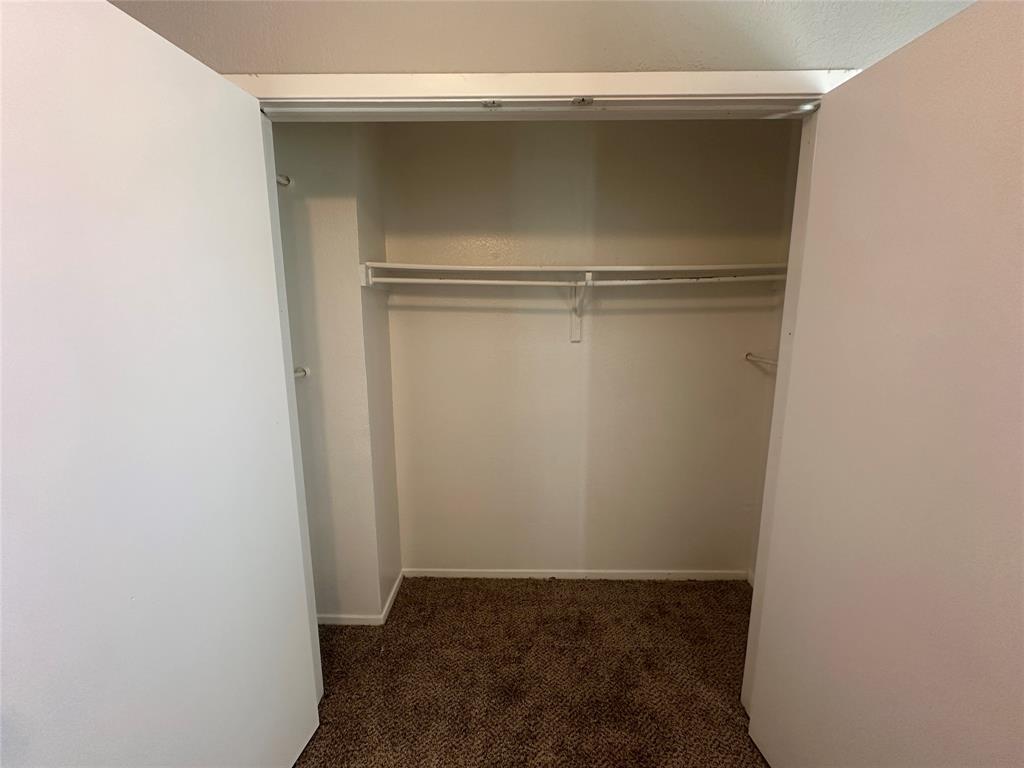 9447 Olde Towne Row Dallas, TX 75227 - Photo 18 of 23