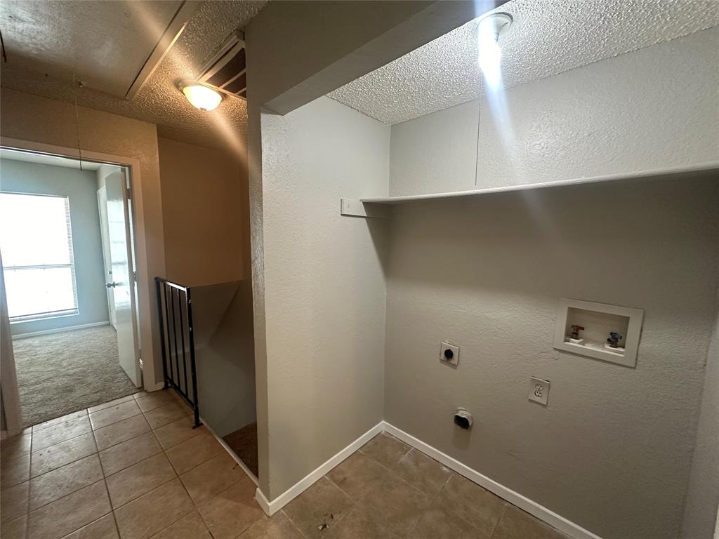 9447 Olde Towne Row Dallas, TX 75227 - Photo 21 of 23