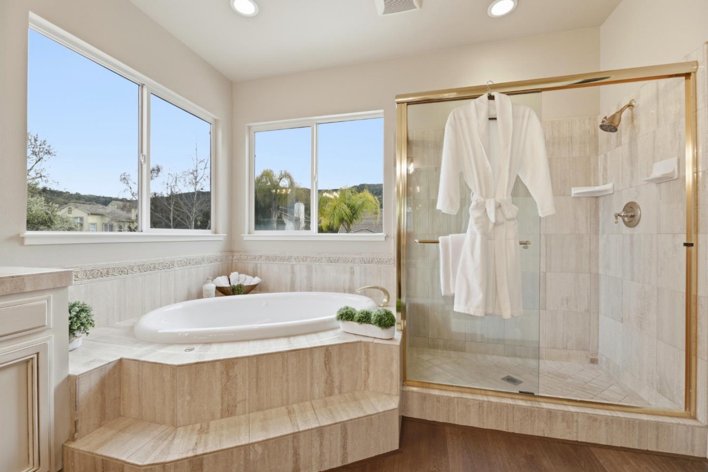 1134 Falcon Ridge Court San Jose, CA 95120 - Photo 38 of 63 a bathroom with a sink and a bathtub