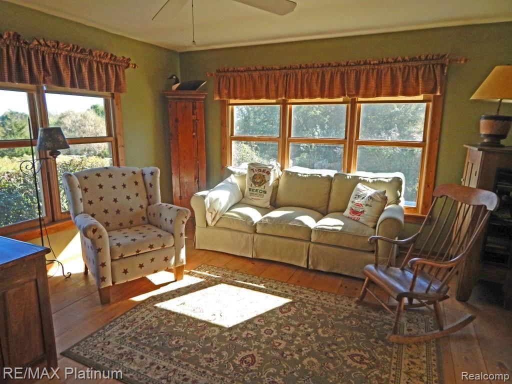 6418 Challis Road Brighton, MI 48116 - Photo 21 of 51 DSCN0035_edited-1.jpg