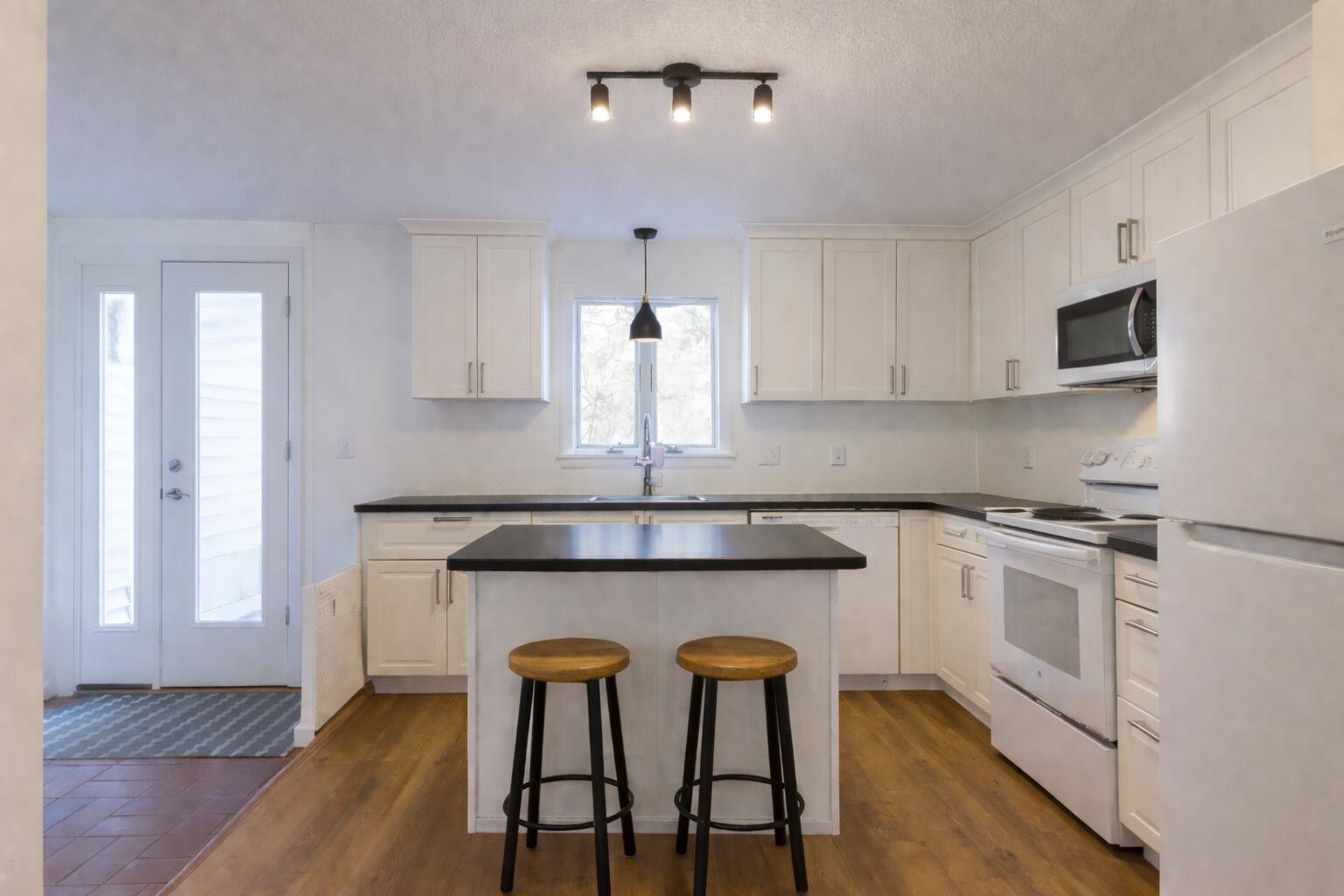12 Woodrise Road, Unit 12 Falmouth, MA 02540 - Photo 9 of 33 Virtual Kitchen remodel