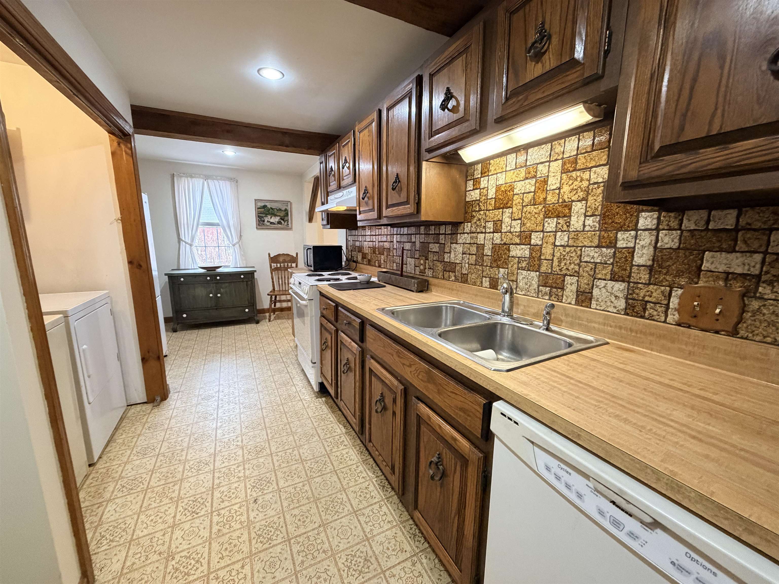 9 Rogers Street Walpole, NH 03608 - Photo 16 of 38