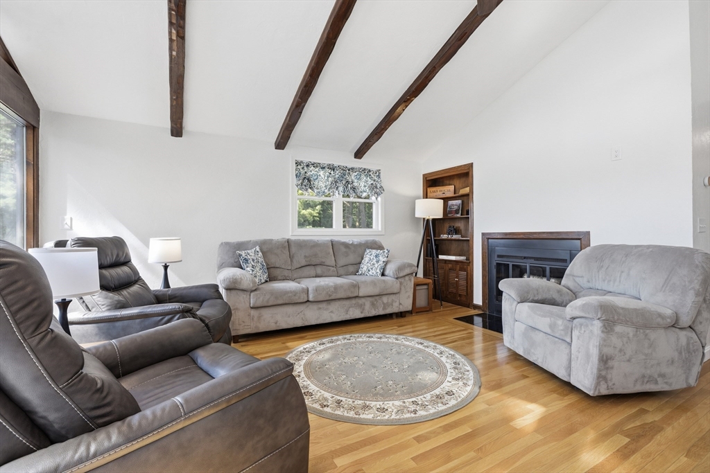30 Roys Drive Spencer, MA 01562 - Photo 9 of 42