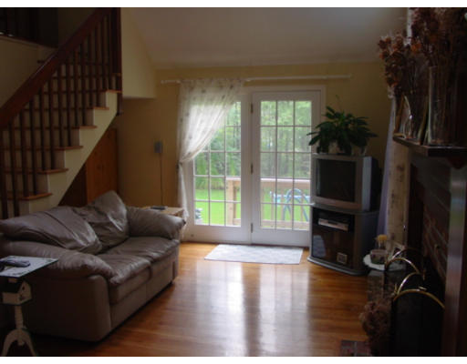 186 Clapp Road Rochester, MA 02770 - Photo 5 of 5