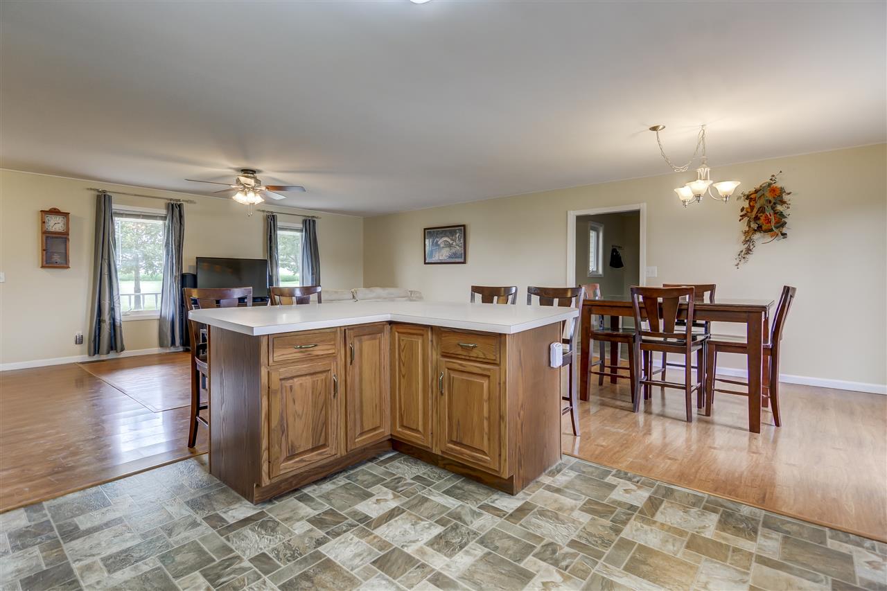8525 Tolan Road Pleasant Plains, IL 62677 - Photo 8 of 35 Gallery Image 8