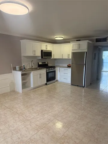 $1,600 | 20251 Northeast 2nd Avenue, Unit 29, Miami, FL 33179