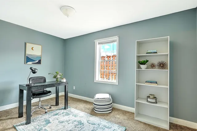 $1,660 | 1556 North Main Street, Unit 7, Fall River, MA 02720