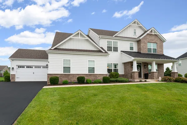 $800,000 | 39-w466 Norton Lake Drive, St. Charles, IL 60175