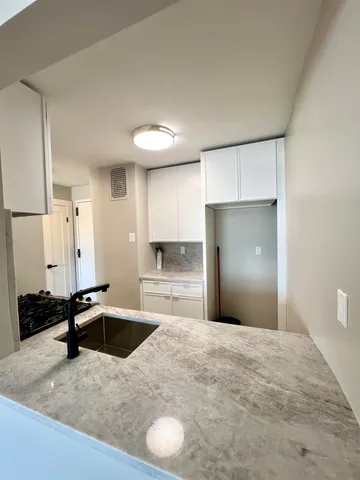 $2,750 | 500 Central Avenue, Unit 1004, Union City, NJ 07087