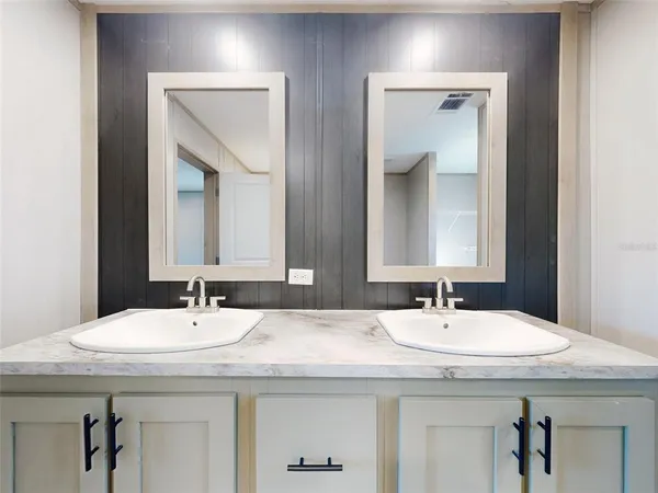 $234,900 | 660 Northeast 131st Avenue, Williston, FL 32696