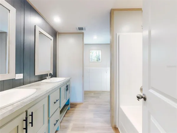 $234,900 | 660 Northeast 131st Avenue, Williston, FL 32696