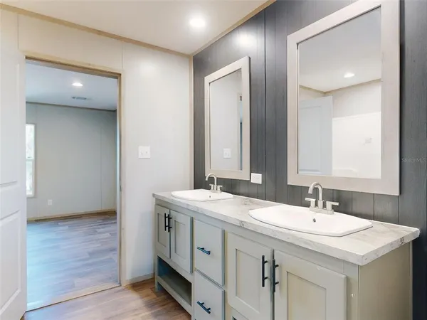 $234,900 | 660 Northeast 131st Avenue, Williston, FL 32696