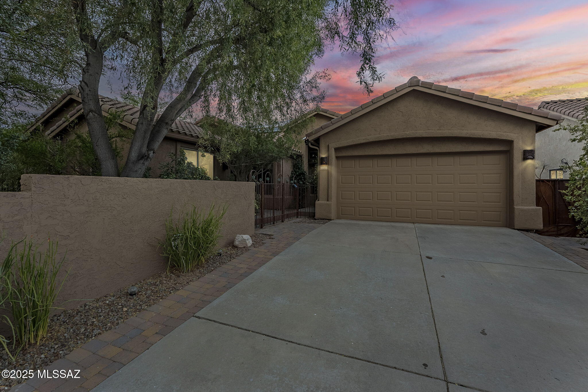 9808 East Rock Ridge Court Tucson, AZ 85749 - Photo 3 of 51 81-web-or-mls-Rock-6 (2)