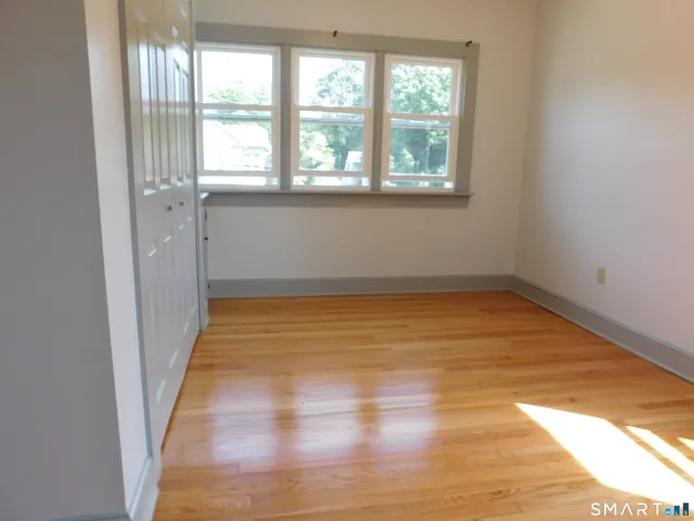 $1,975 | 264 Broad Street, Unit 2, Meriden, CT 06450