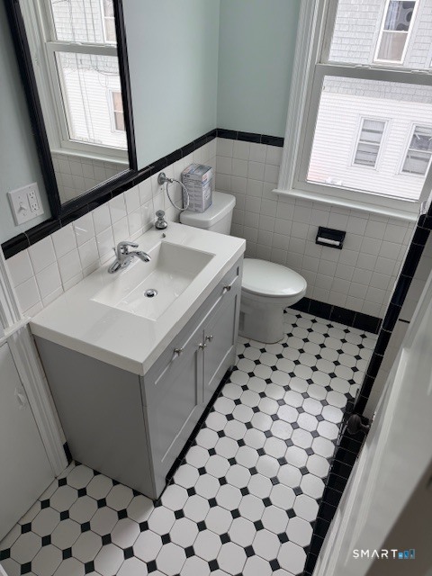 264 Broad Street, Unit 2 Meriden, CT 06450 - Photo 18 of 21