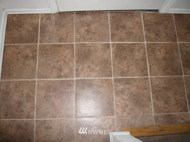 27 Spring Court Bellingham, WA 98229 - Photo 4 of 15 Gallery Image 4