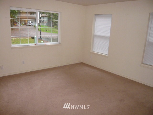 27 Spring Court Bellingham, WA 98229 - Photo 8 of 15 Gallery Image 8