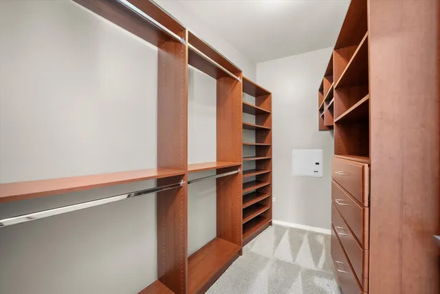 $550,000 | 125 South Green Street, Unit 806A, Chicago, IL 60607