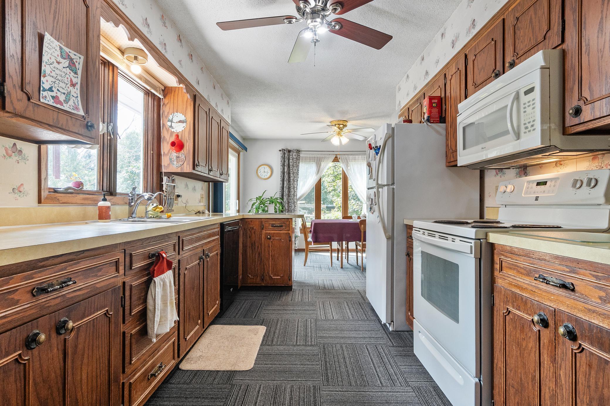 221 6th Street Cyrus, MN 56323 - Photo 7 of 36