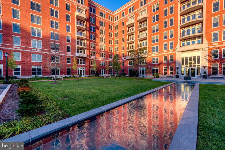 2700 Woodley Road Northwest, Unit PH4 Washington, DC 20008 - Photo 14 of 33