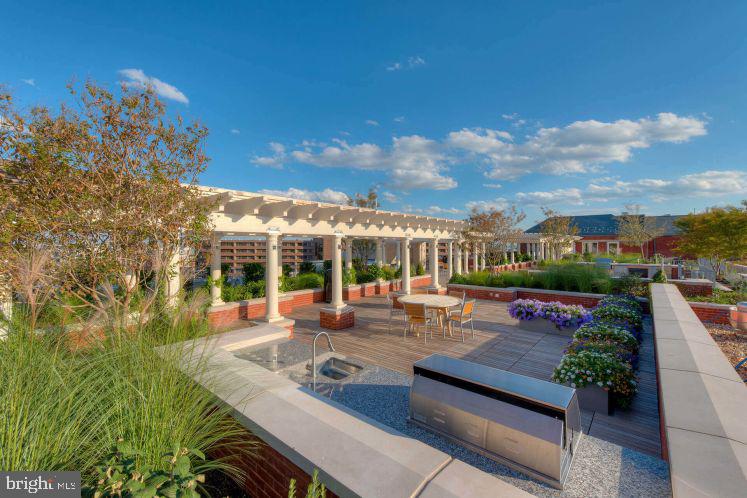 2700 Woodley Road Northwest, Unit PH4 Washington, DC 20008 - Photo 26 of 33