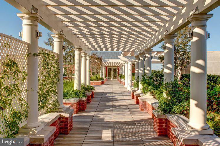 2700 Woodley Road Northwest, Unit PH4 Washington, DC 20008 - Photo 27 of 33