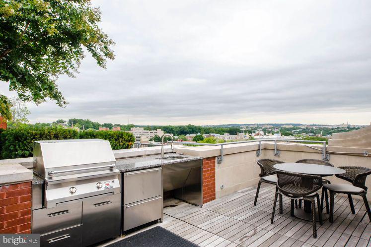 2700 Woodley Road Northwest, Unit PH4 Washington, DC 20008 - Photo 28 of 33