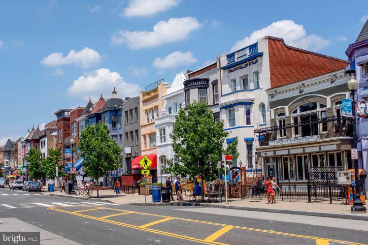 2700 Woodley Road Northwest, Unit PH4 Washington, DC 20008 - Photo 32 of 33