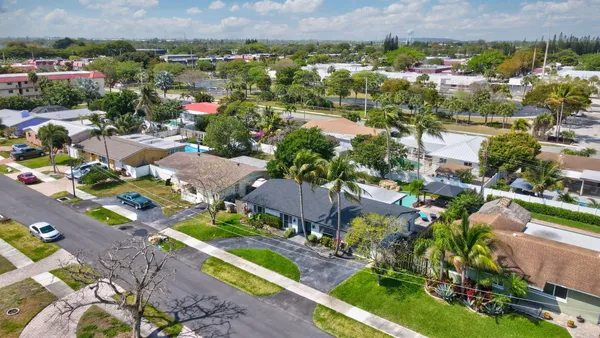 $4,950 | 603 Southeast 7th Avenue, Deerfield Beach, FL 33441