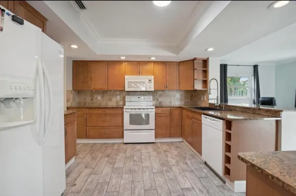 $4,950 | 603 Southeast 7th Avenue, Deerfield Beach, FL 33441