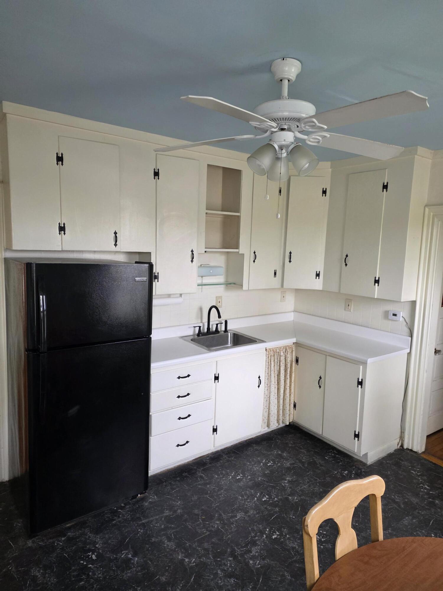 29 Princeton Street Bangor, ME 04401 - Photo 22 of 50 20260508_111602