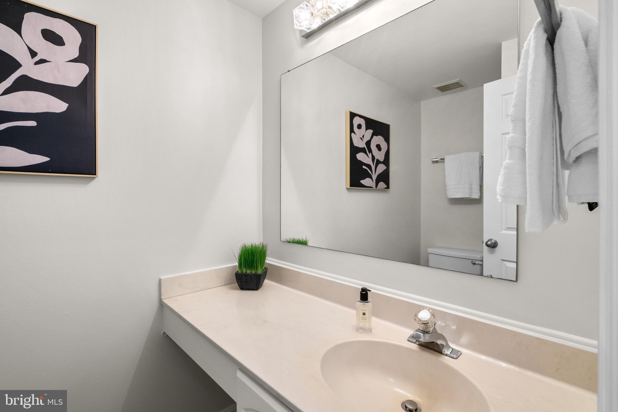 932 South Rolfe Street Arlington, VA 22204 - Photo 20 of 32