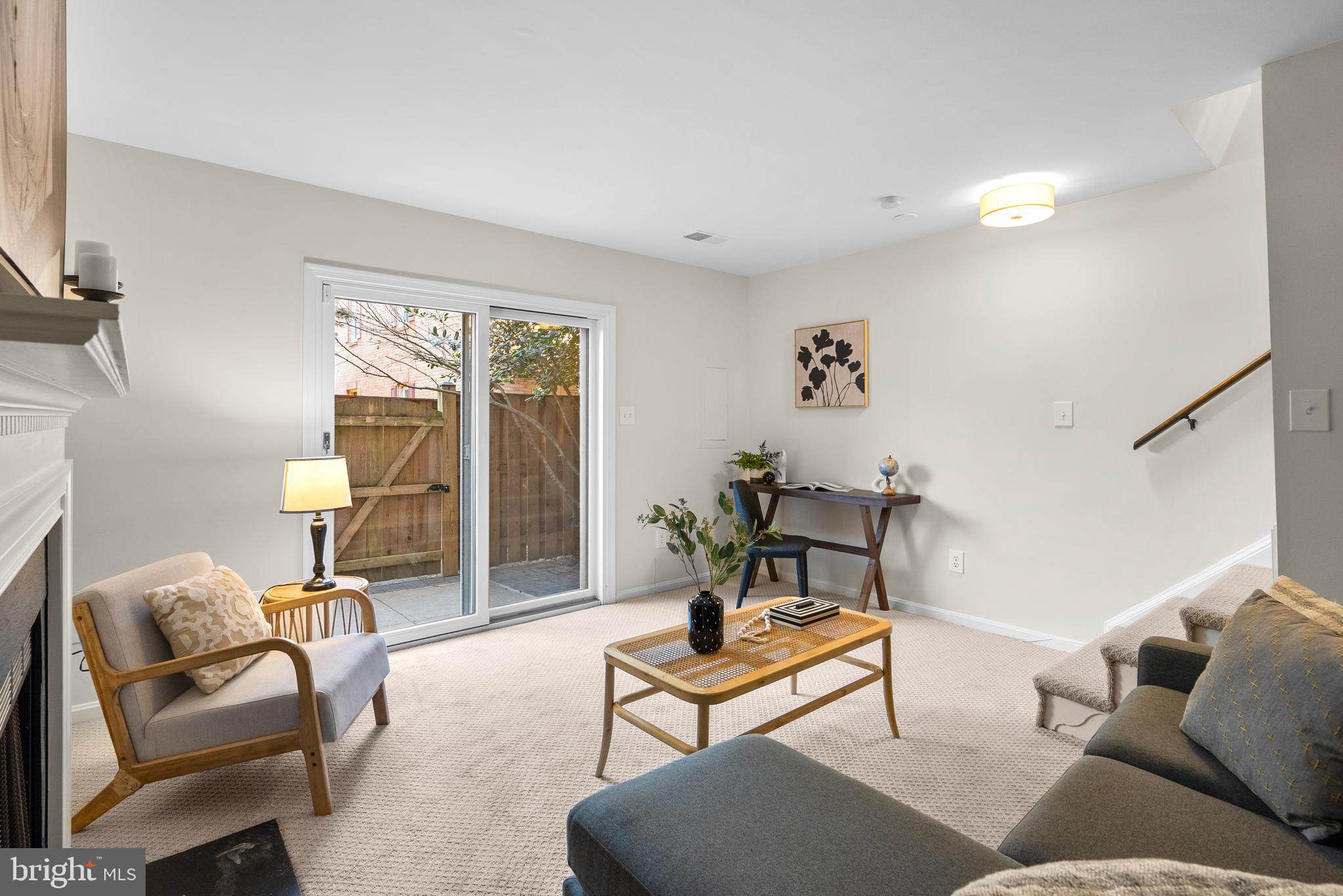 932 South Rolfe Street Arlington, VA 22204 - Photo 5 of 32