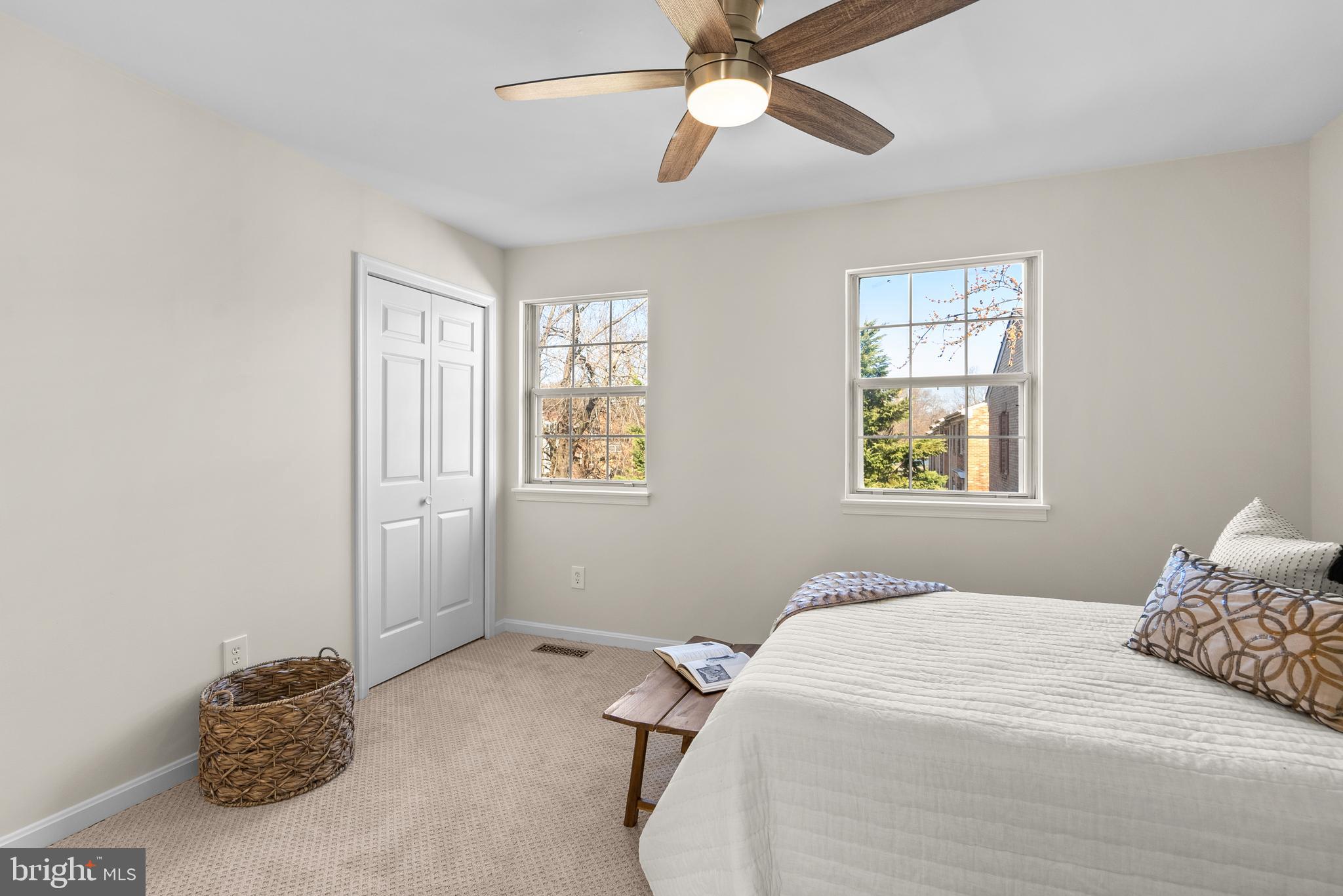 932 South Rolfe Street Arlington, VA 22204 - Photo 6 of 32